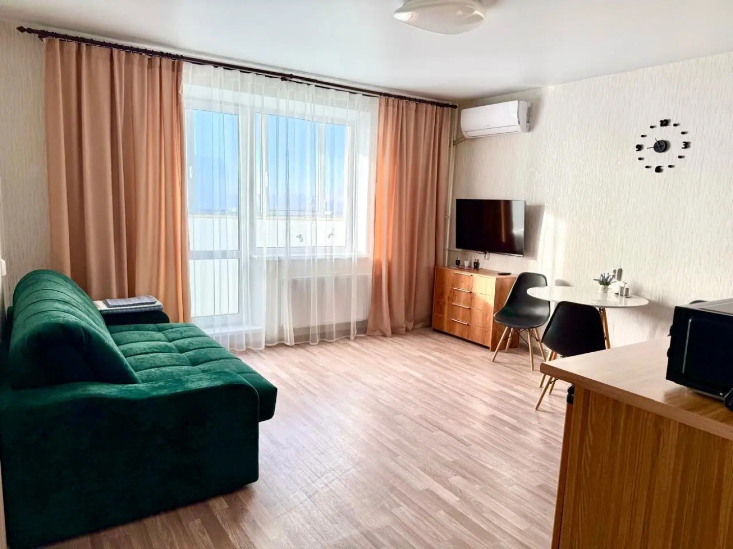 Апартаменты на Доватора 1