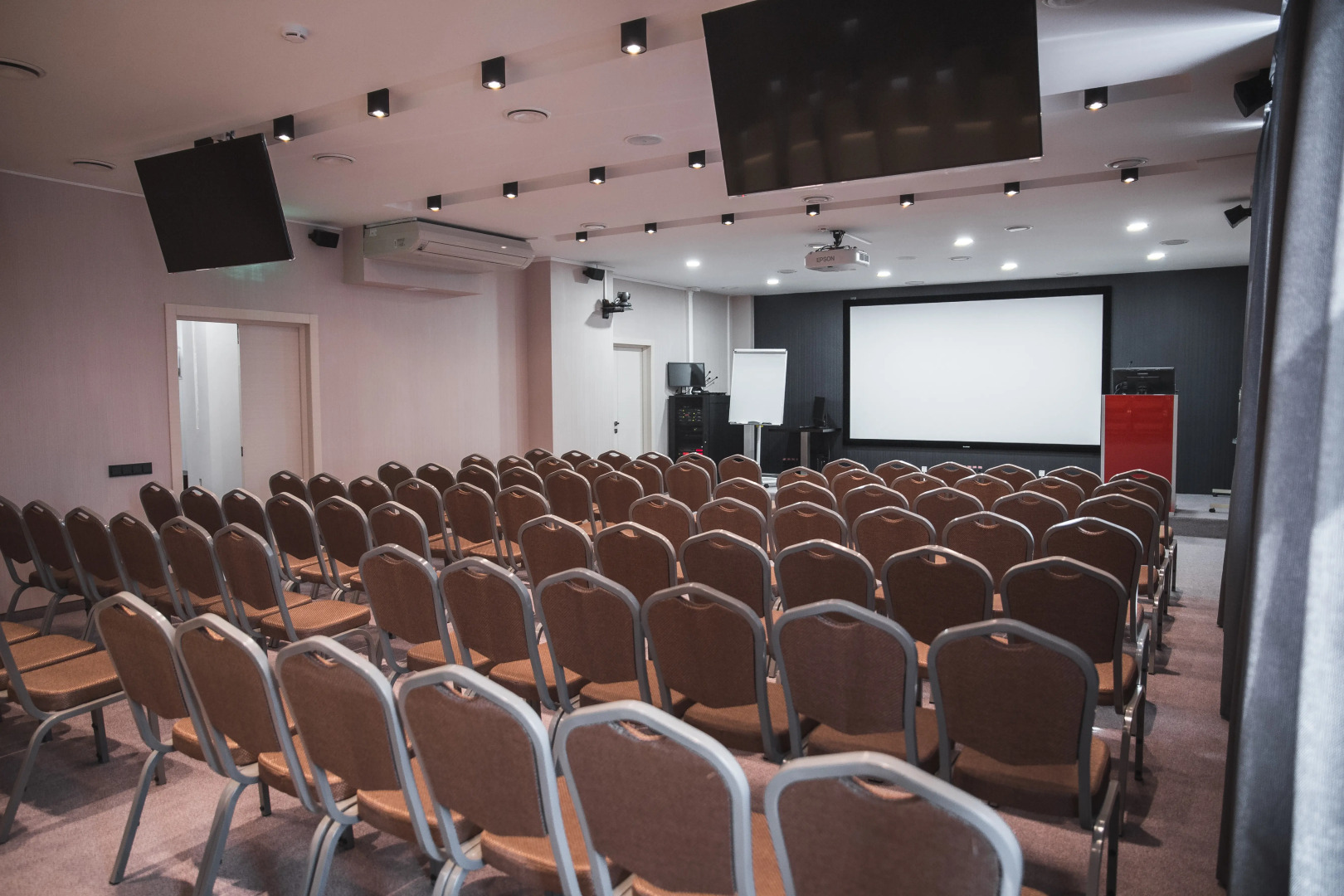 Отель Азия Бизнес