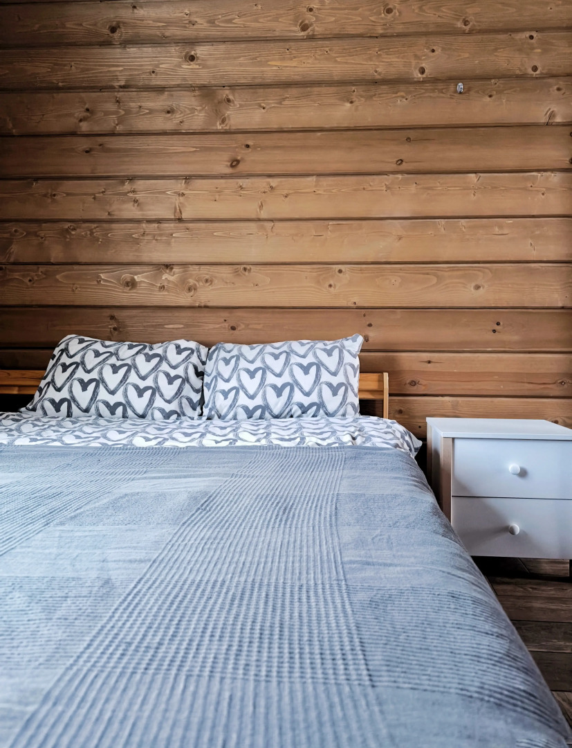 Частный дом Чёрный домик у озера Отрадное