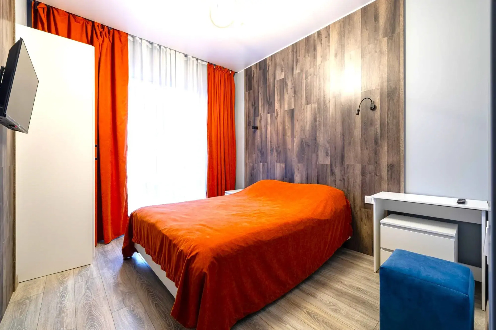 Частный дом Коттеджа с баней и бассейном