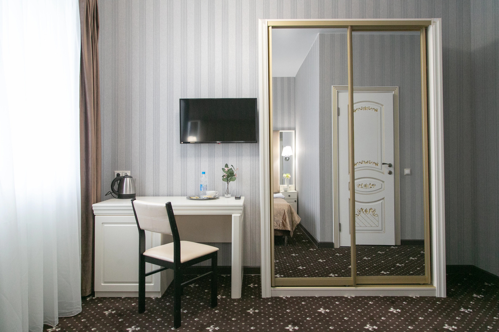 Отель Лемар