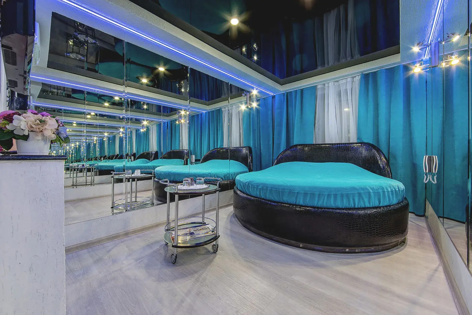 Отель Алекс в Рыбацком