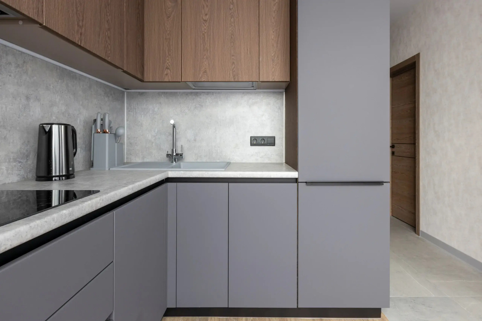 Апартаменты Red Apartments Арт Лайт Адриан