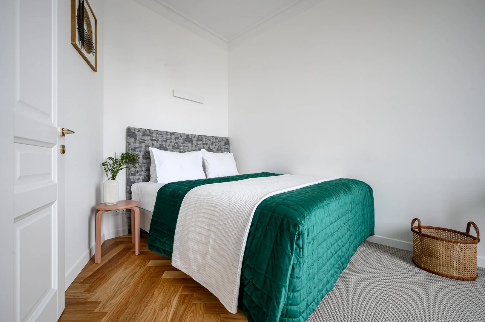 Апартаменты LetYourFlat Marble 1 Cпальня