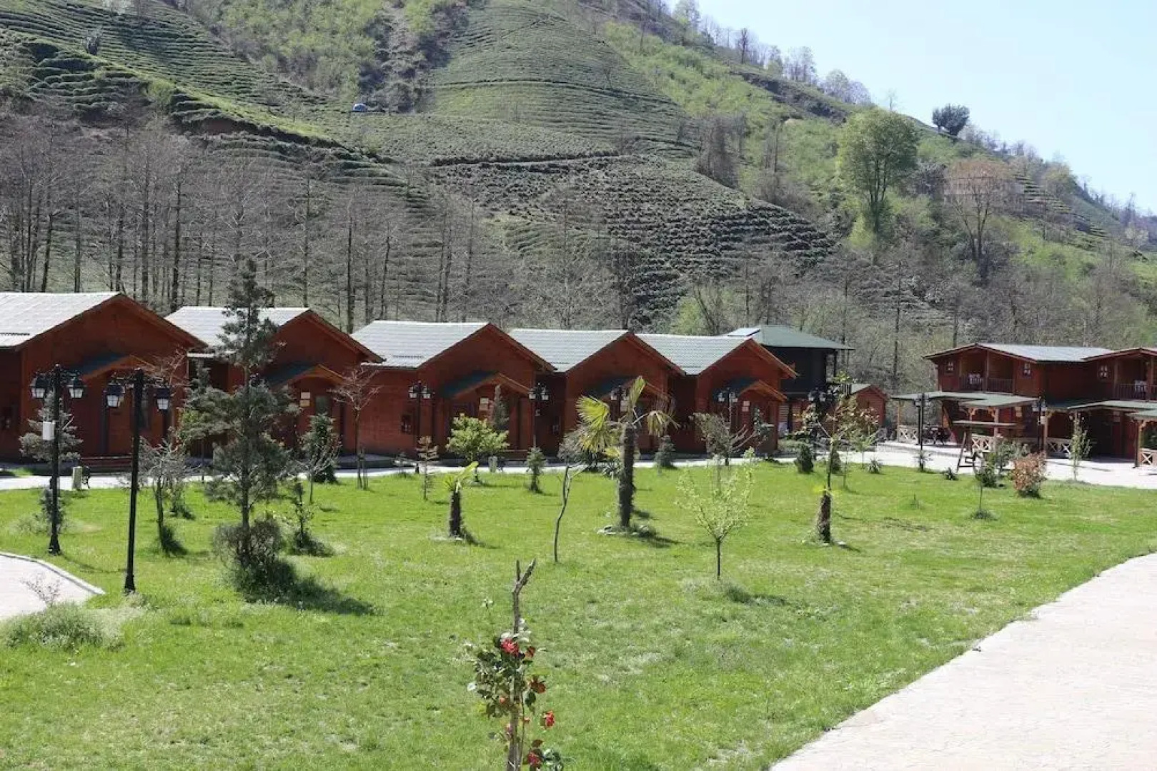 Teona Caglayan Bungalov