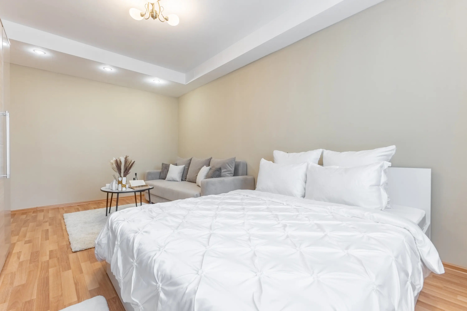 Апартаменты Комфорт на Амирхана Еники 4