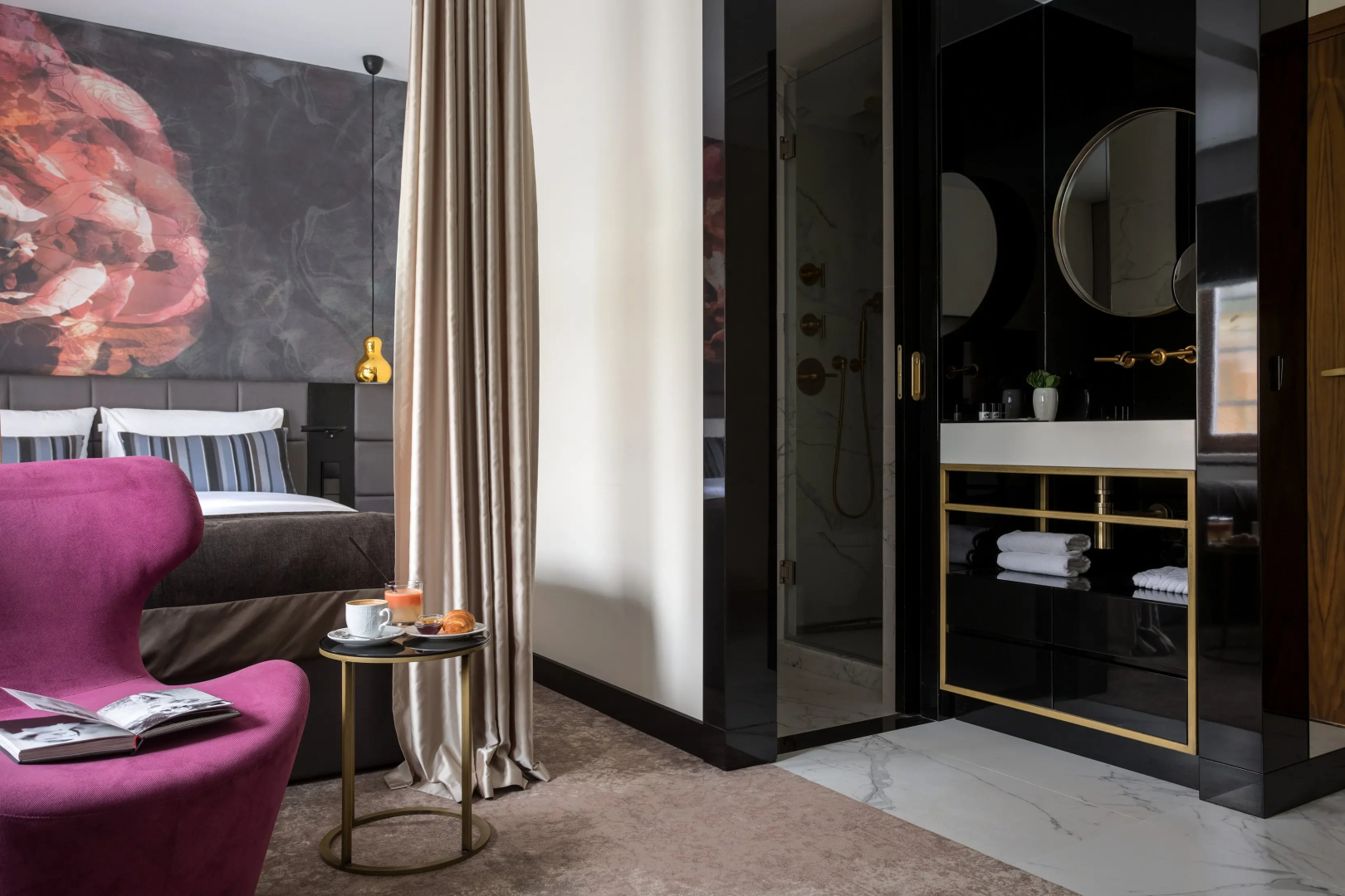 Отель Акварель