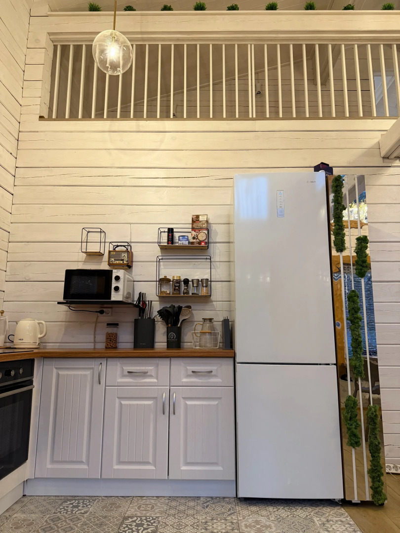 Частный дом Белый и сосны