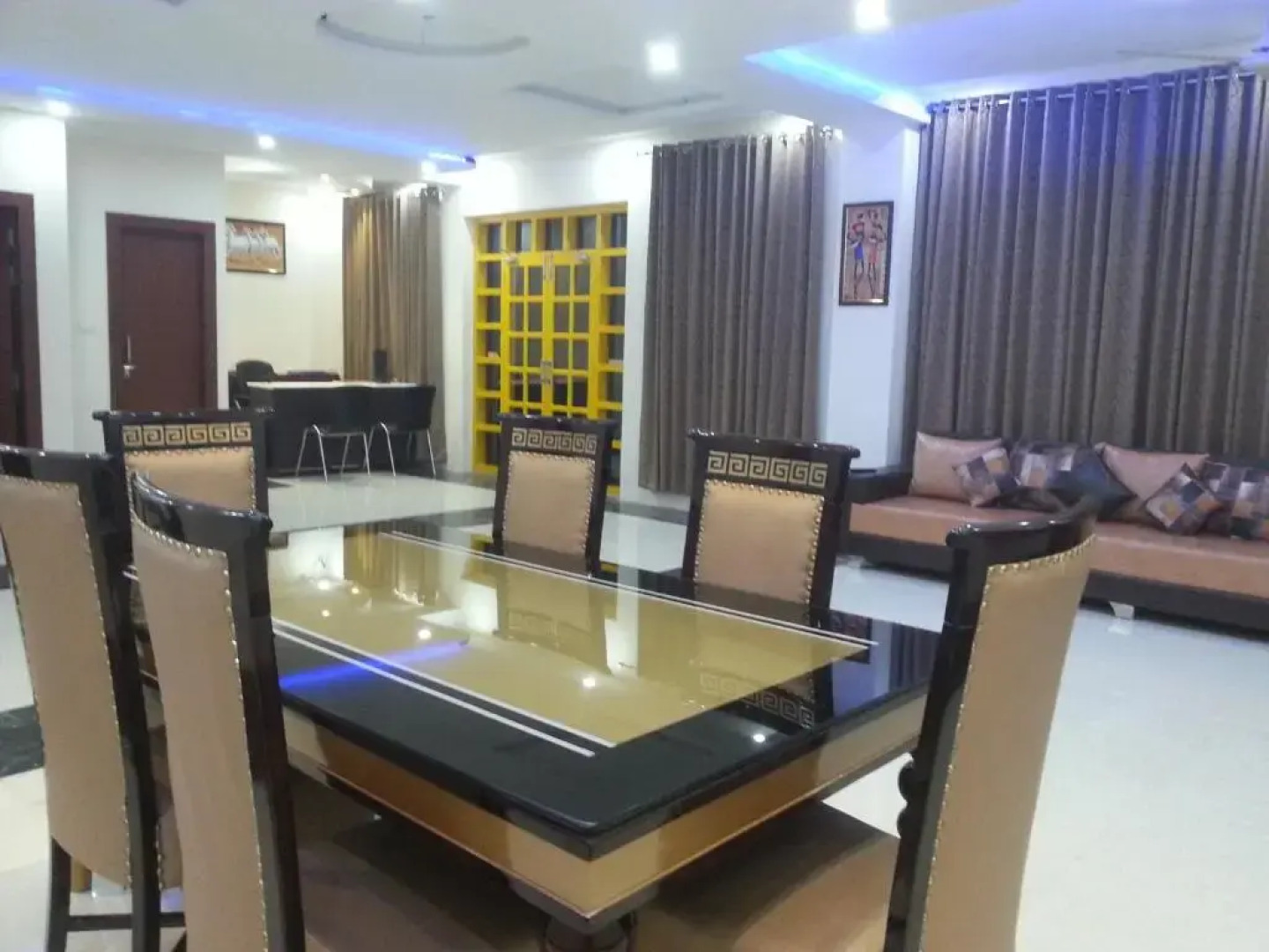 Мини-Отель Taj Village