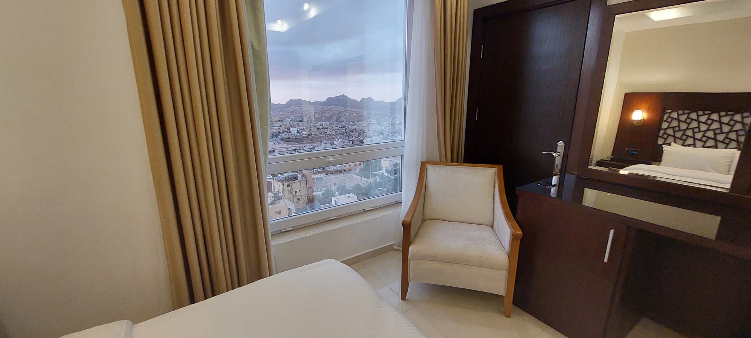 Отель Petra Elite