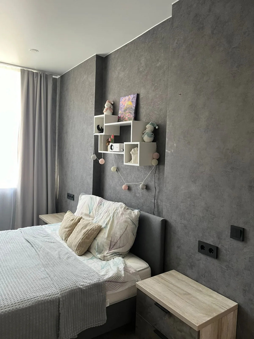 Квартира современная трехкомнатная в Великом Новгороде