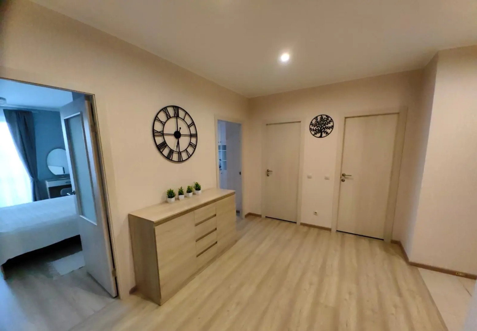 Квартира Современная видовая 1-комнатная квартира с кондиционером рядом с рекой