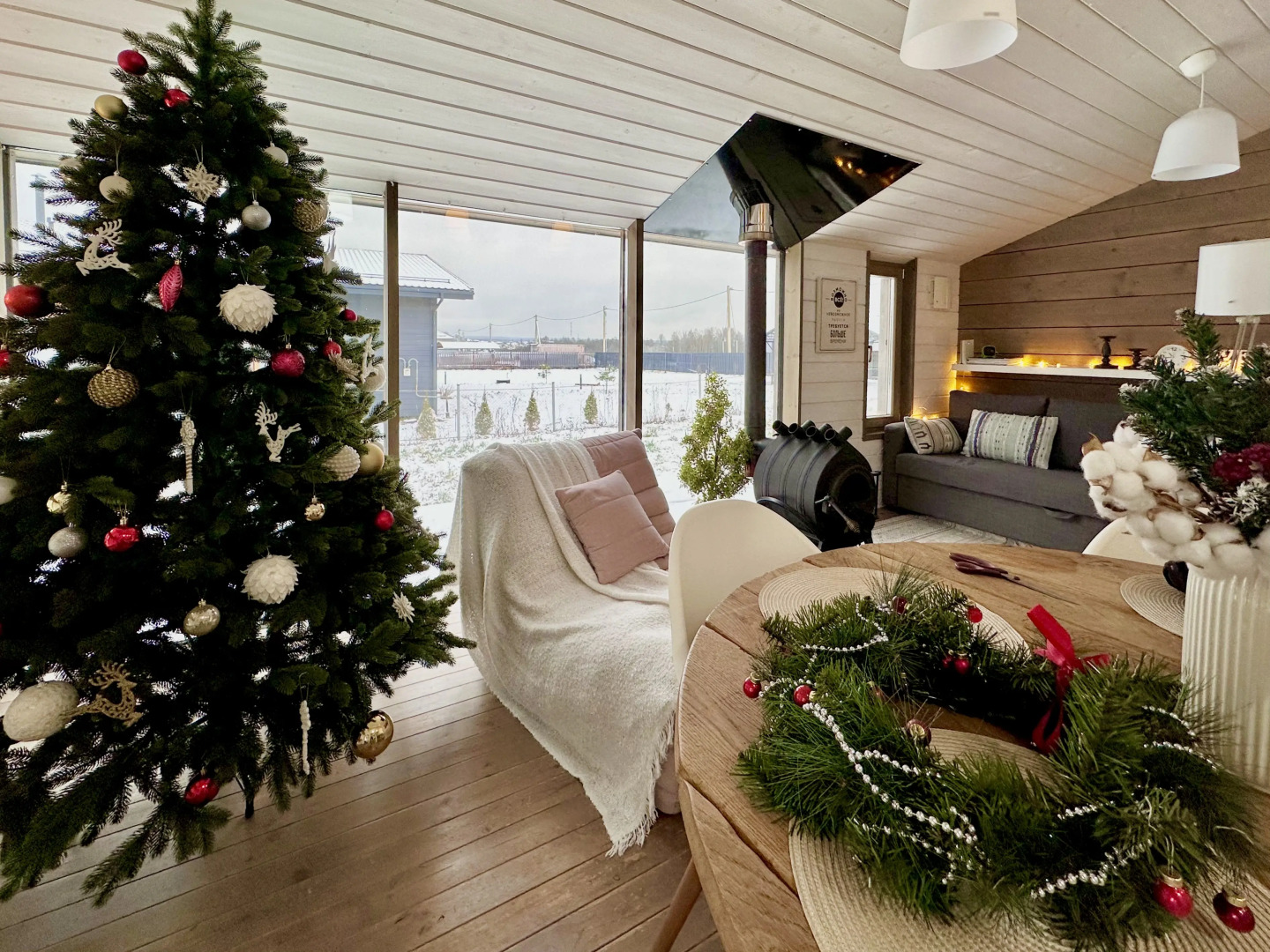 Частный дом уютный дубль у леса и поля