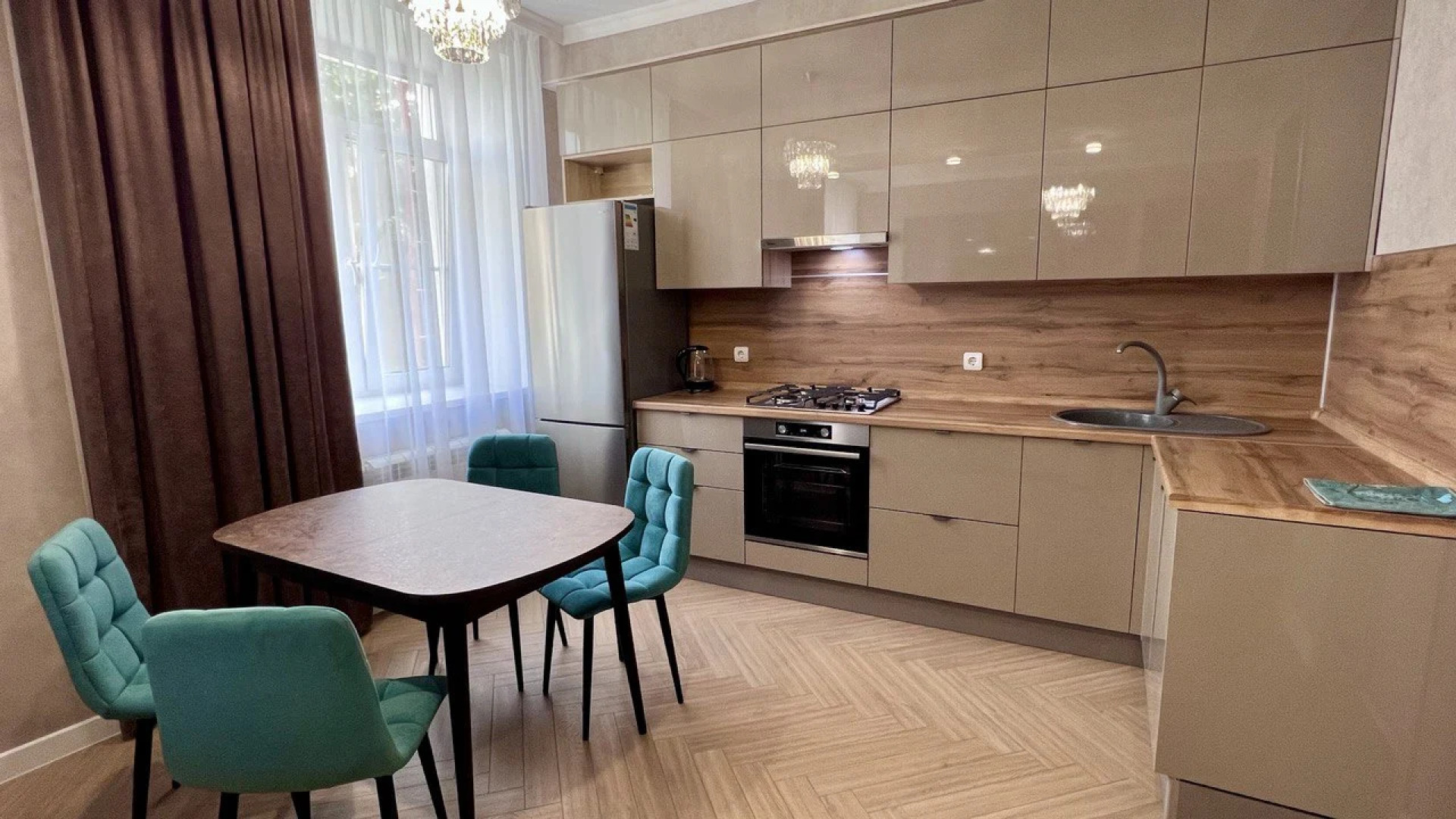 Апартаменты Коненкова 2/12