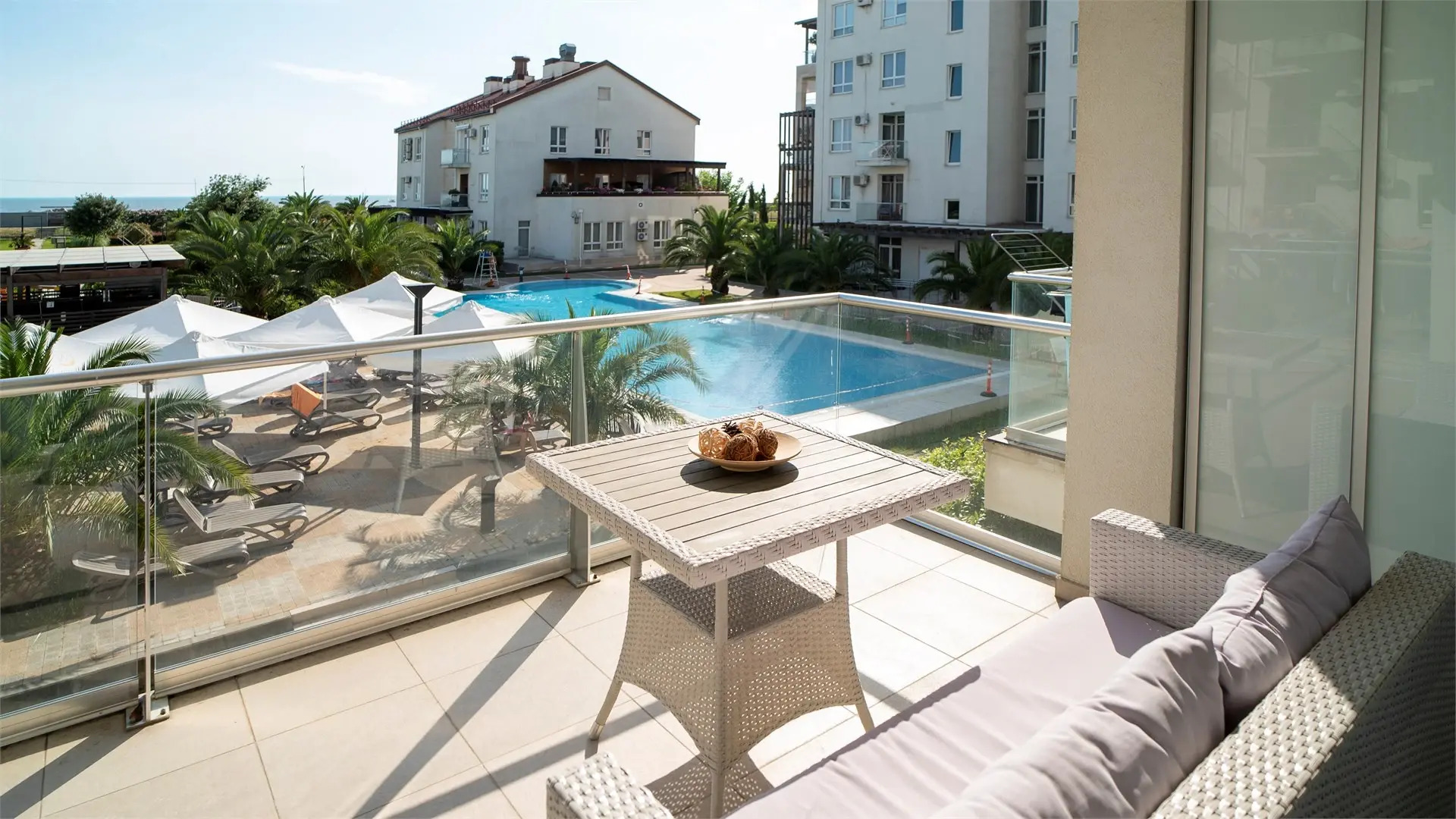 Апартаменты Феникс Де Люкс