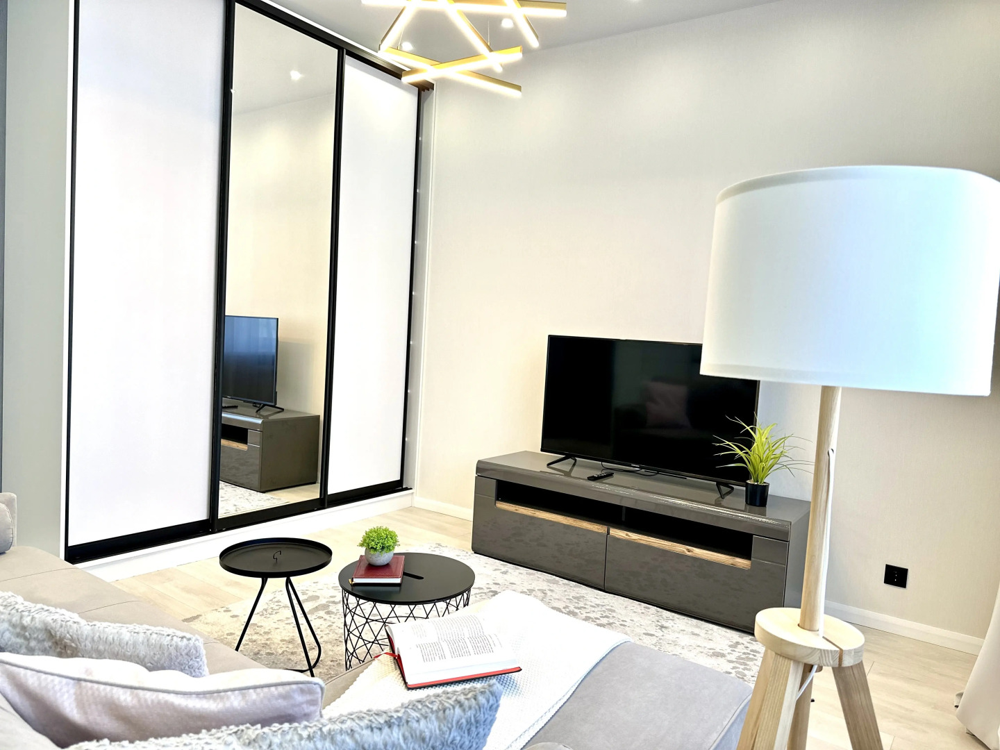 2х комнатные Апартаменты KranzDeluxe White 1