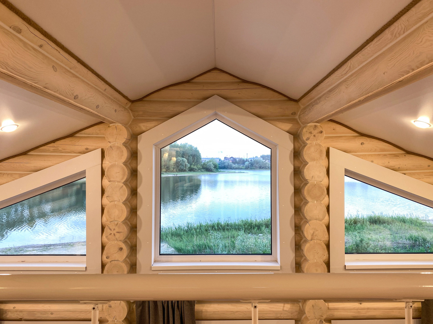 Частный дом  Три Избы