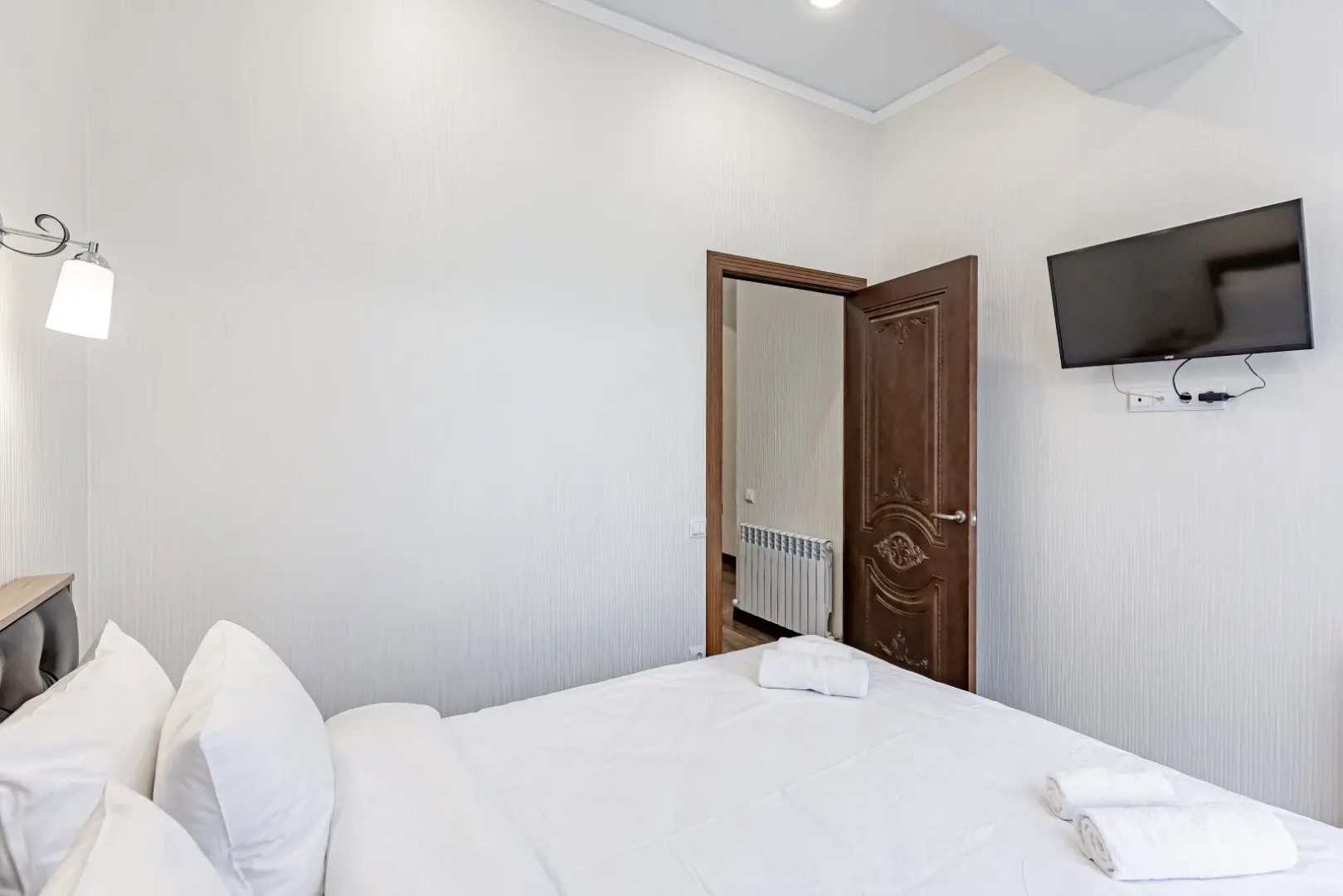 Апартаменты Гортензия Ирины Савельевой в парке с видом на горы