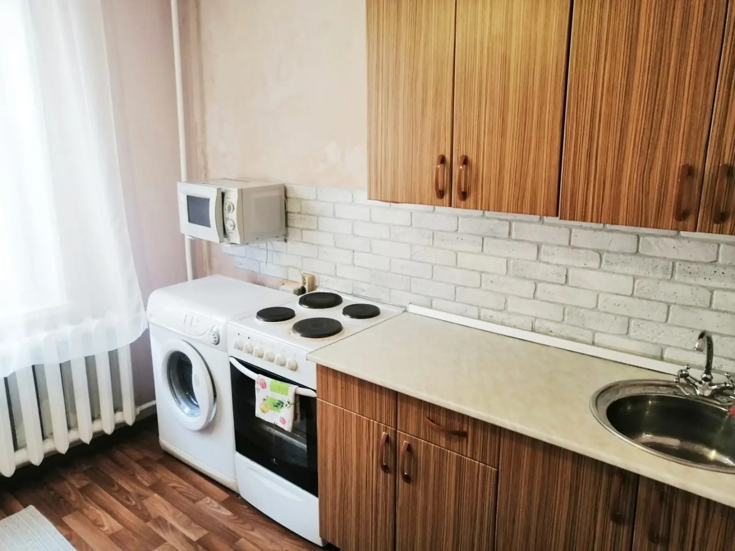 Апартаменты На Энтузиастов 37