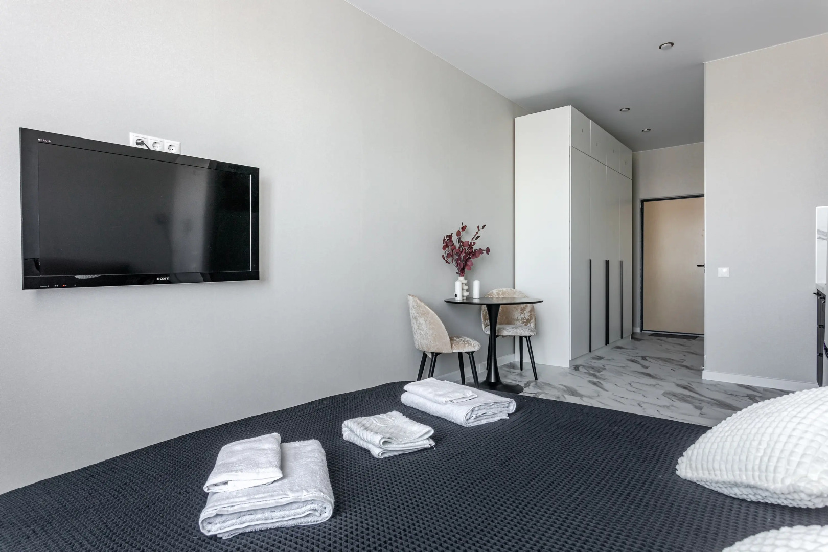 Апартаменты InHome24 Стильные апартаменты для двоих в Одинцово