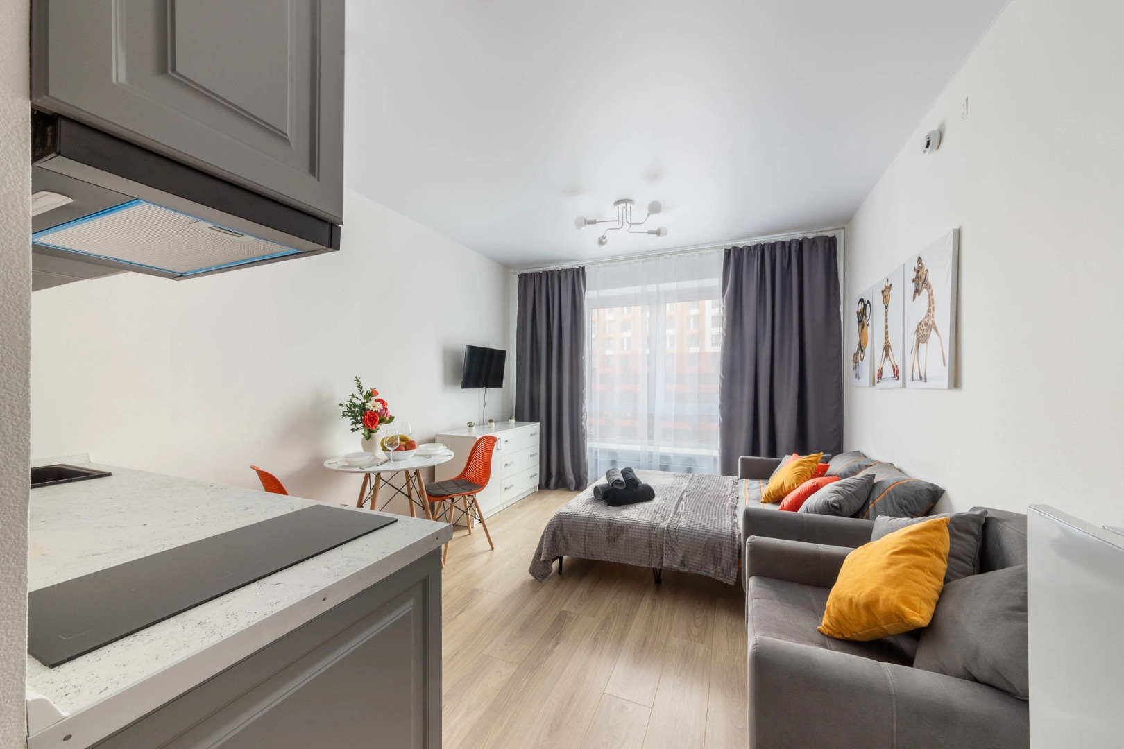 Квартира на 8 Марта 12