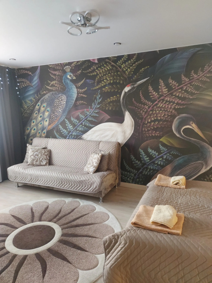 Квартира с птицами