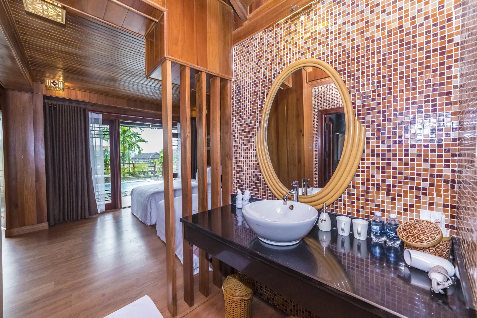 Отель Sankofa Village Hill Resort and Spa