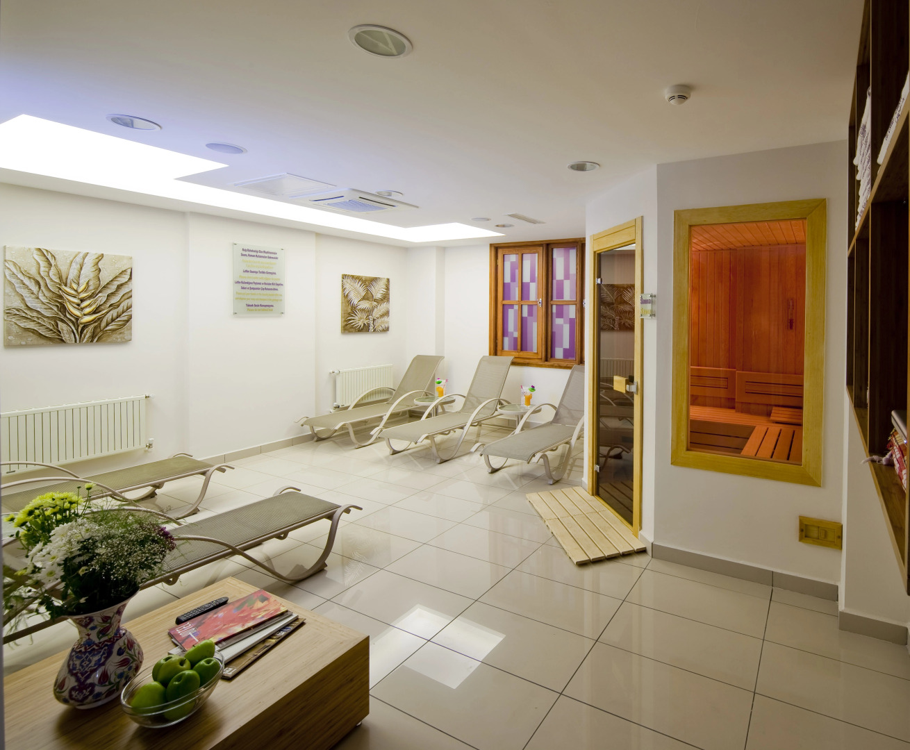 Отель GLK Premier The Home Suites & Spa