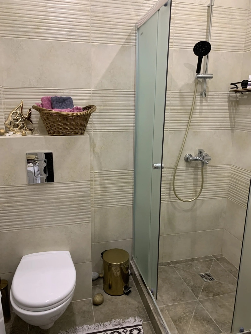 Квартира Стильная солнечная на Плотинной 2