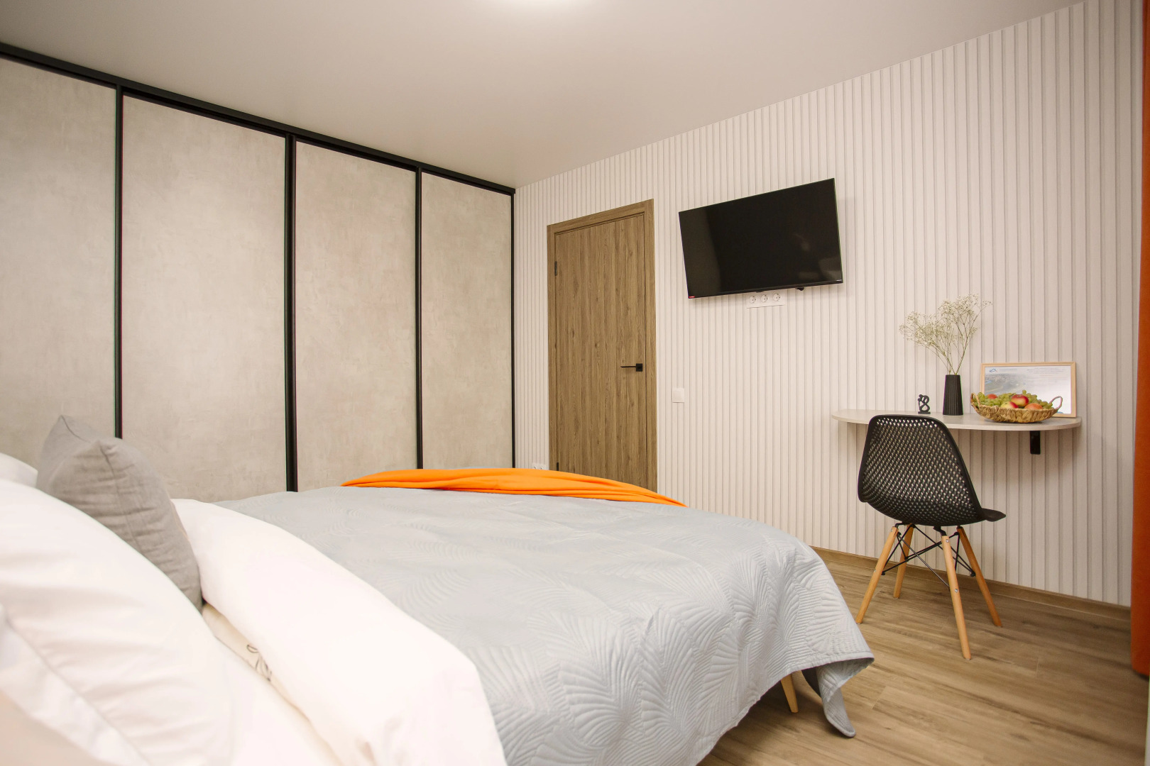 Апартаменты УК Атмоcфеpа с шикарным видом на город