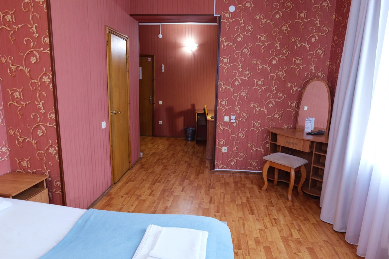 Мотель Радуга