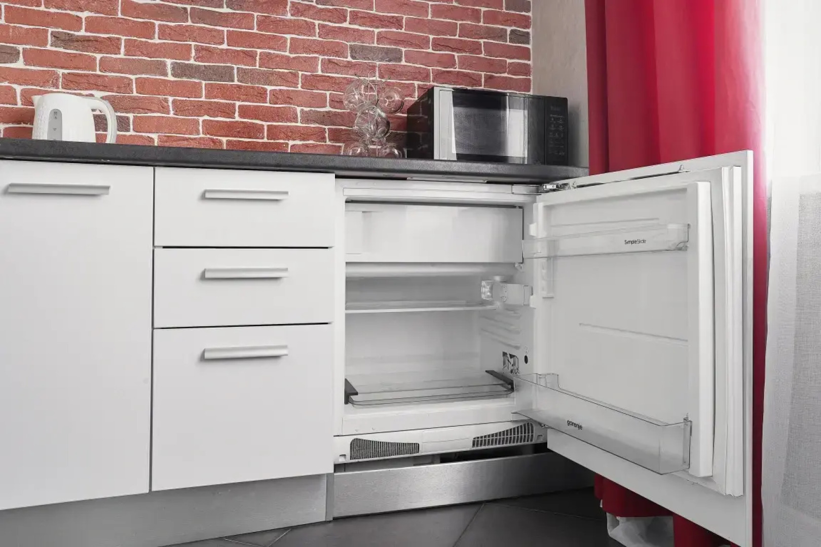 Апартаменты Пичугина 6 (1)