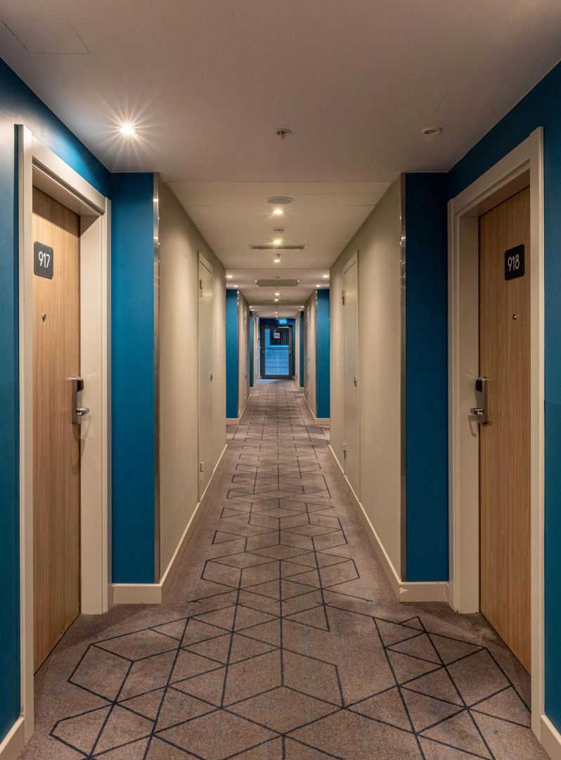 Отель Cosmos Smart Moscow Dubininskaya Hotel