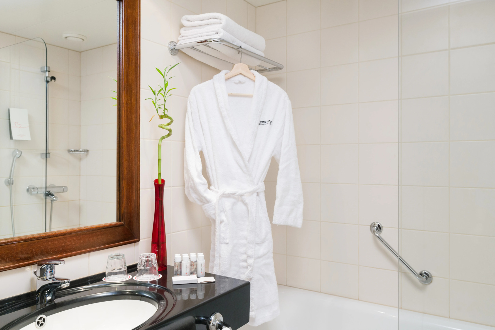 Cosmos St.Petersburg Olympia Garden Hotel