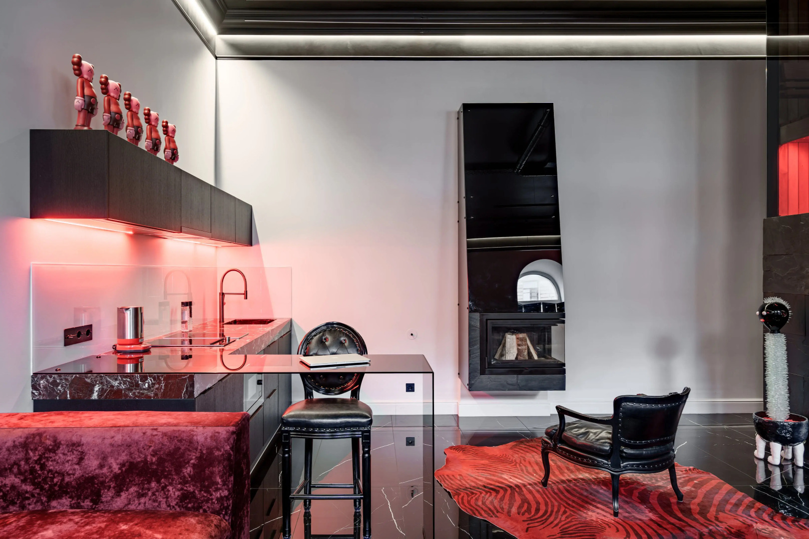 Апартаменты на Невском проспекте hth24 Apartments, авторский дизайн, сауна, камин