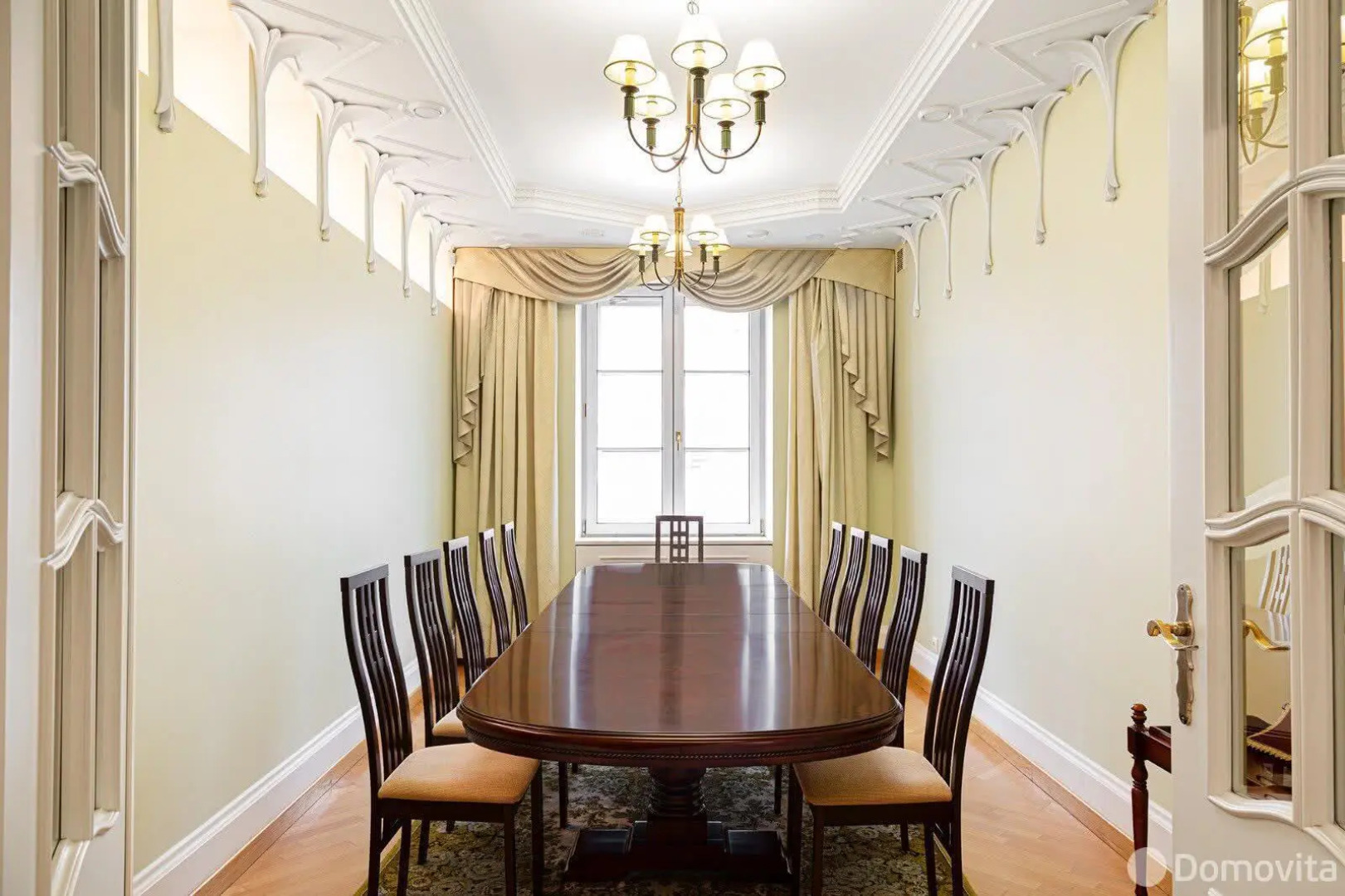 Апартаменты 5-комнатные HomeApart пр-т Независимости, 13