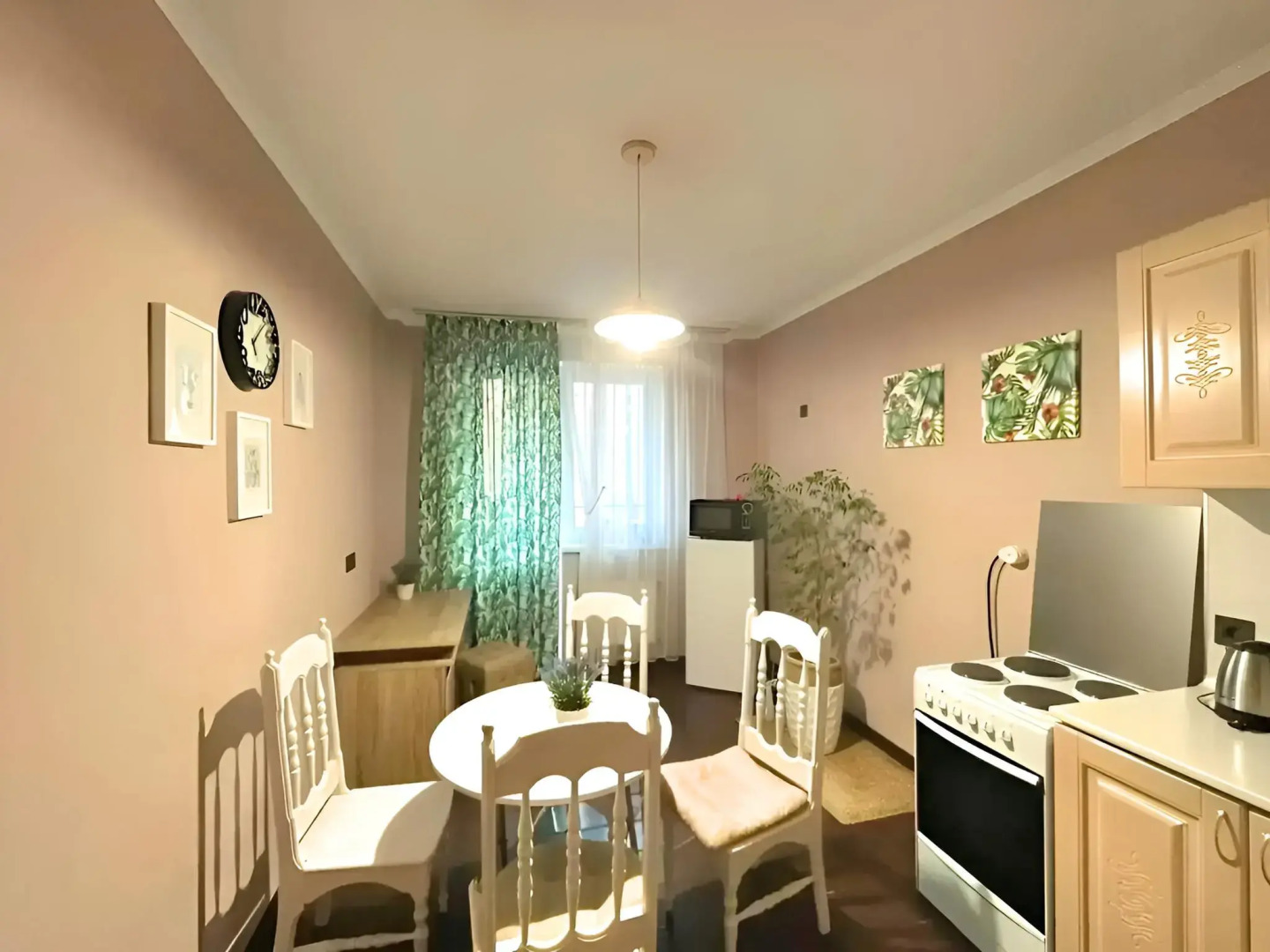 Апартаменты на Кубанской набережной