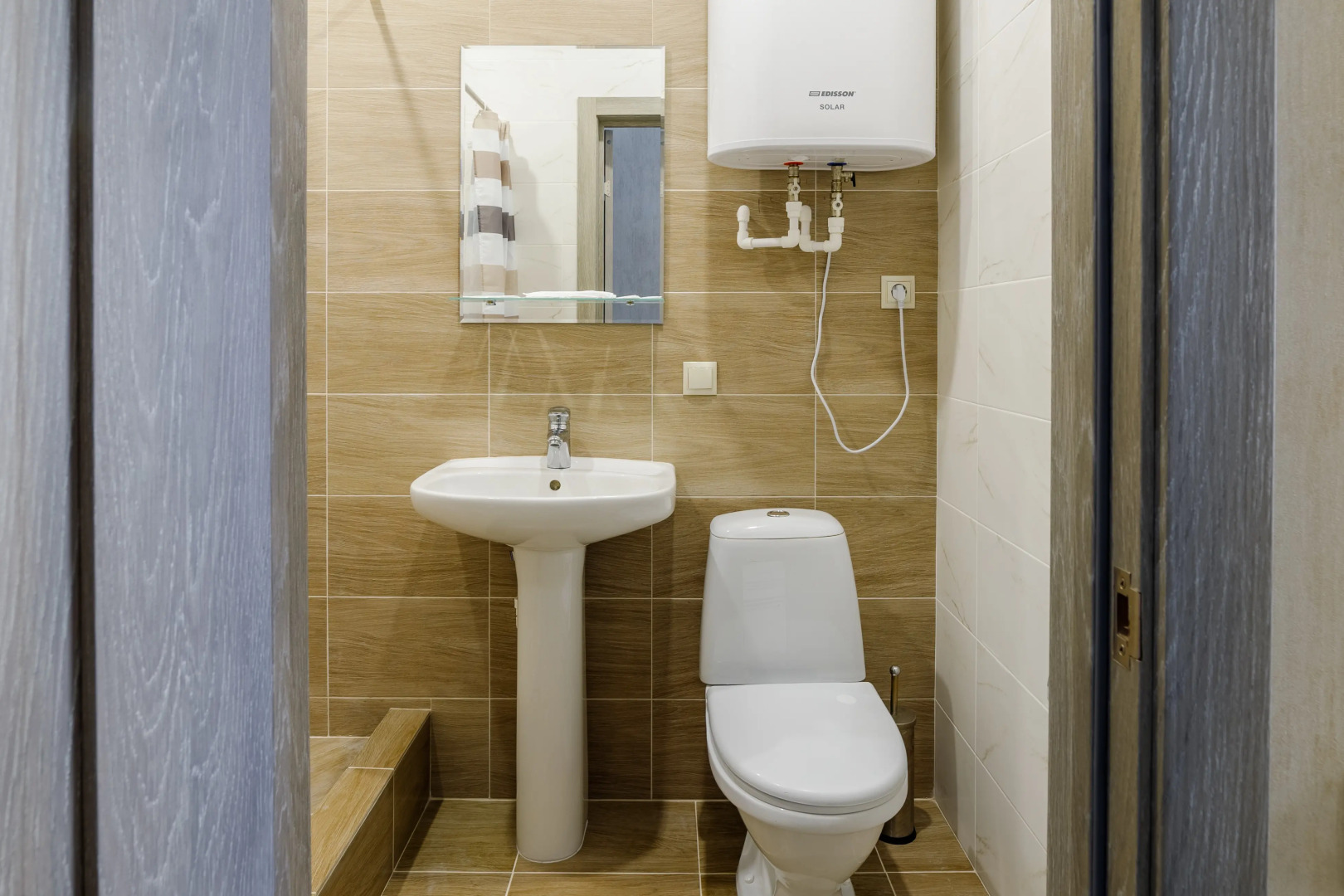 Отель Платон