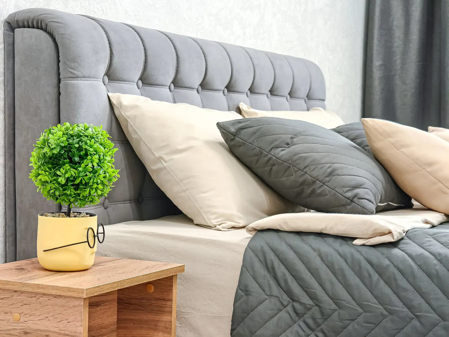 Апартаменты Евродвухкомнатные Stepanenkov на Военной 51