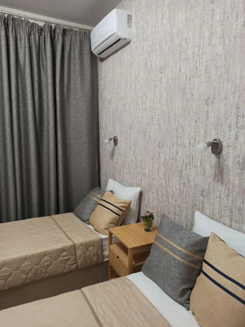 Апартаменты Двухкомнатная квартира в элитном поселке с частным пляжем