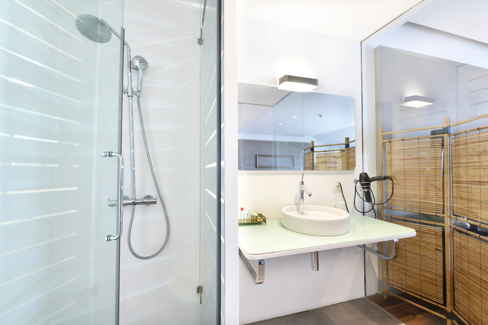 Отель Ansen Suites