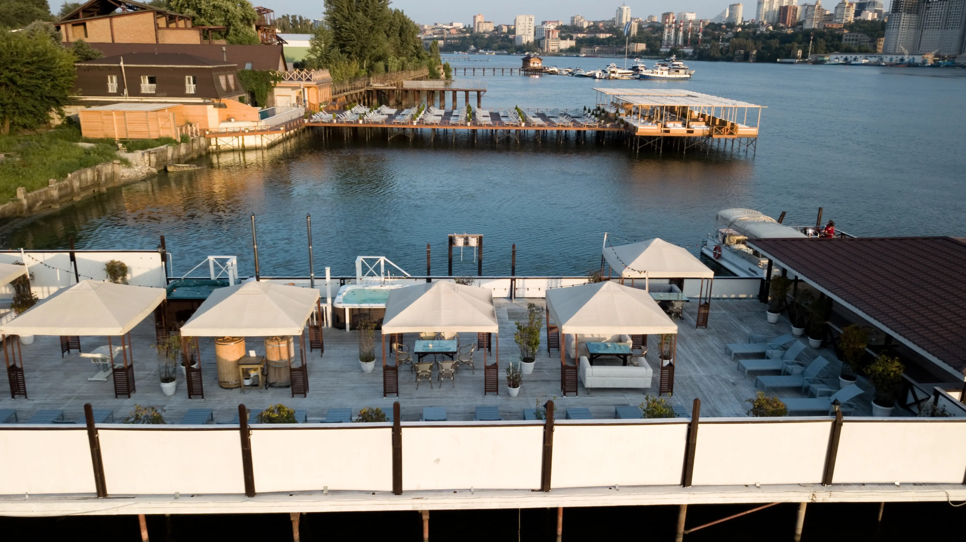 Петровский Причал Luxury Hotel&SPA