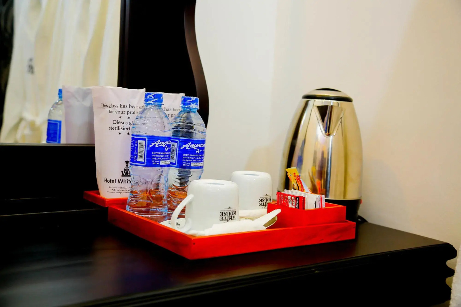 Отель White House