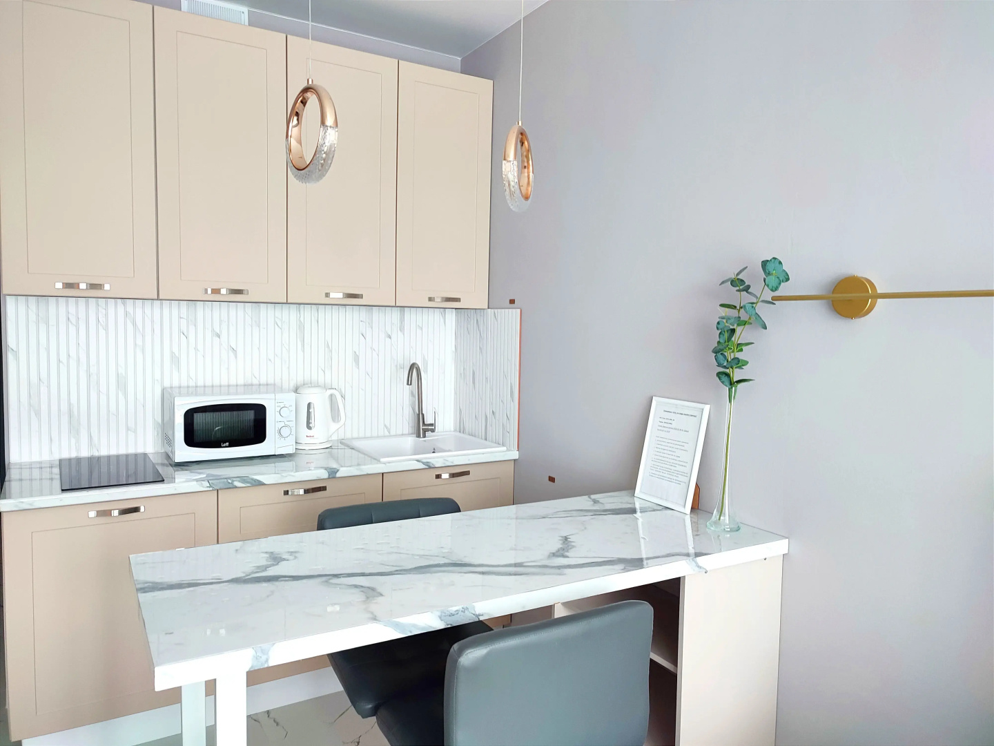 Квартира Enigma Apartments - Студия с панорамным видом в ЖК Аквамарин