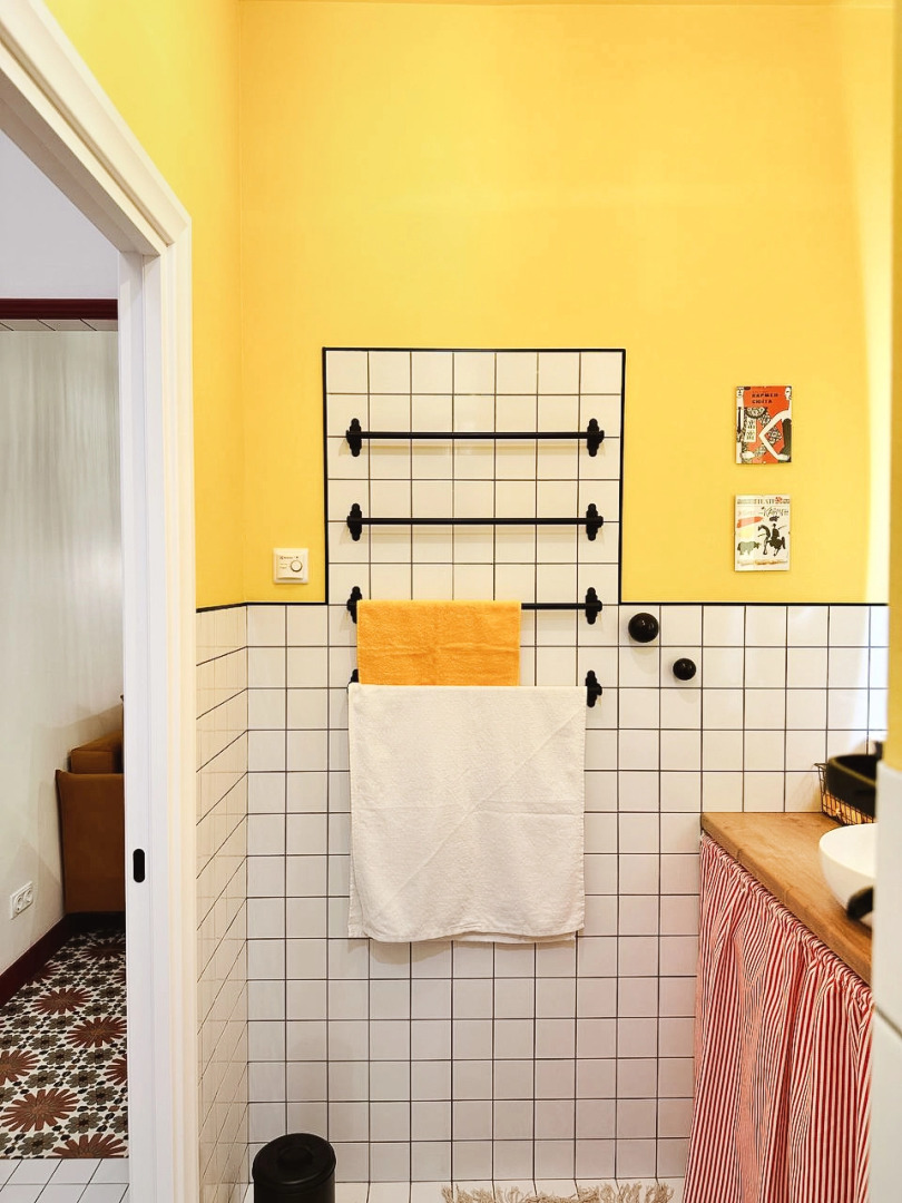 Квартира в тихом дворе с раздельными комнатами и с сауной на Невском