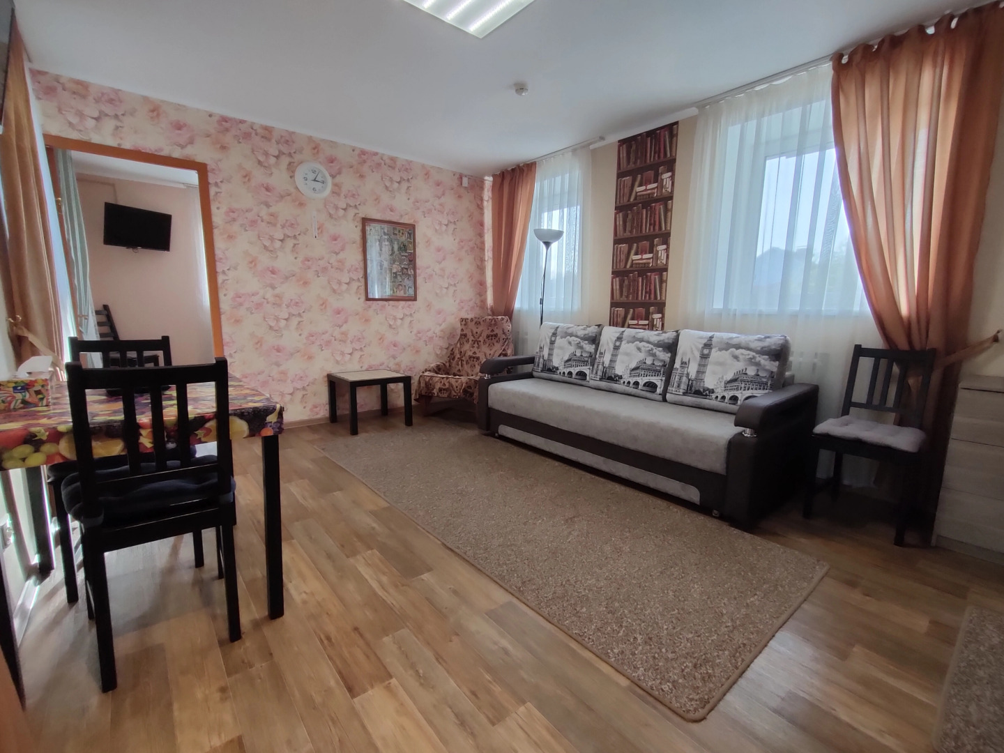 Апартаменты на Гражданской №6