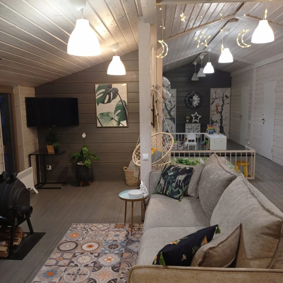 Частный дом Барн с баней и большой игровой зоной