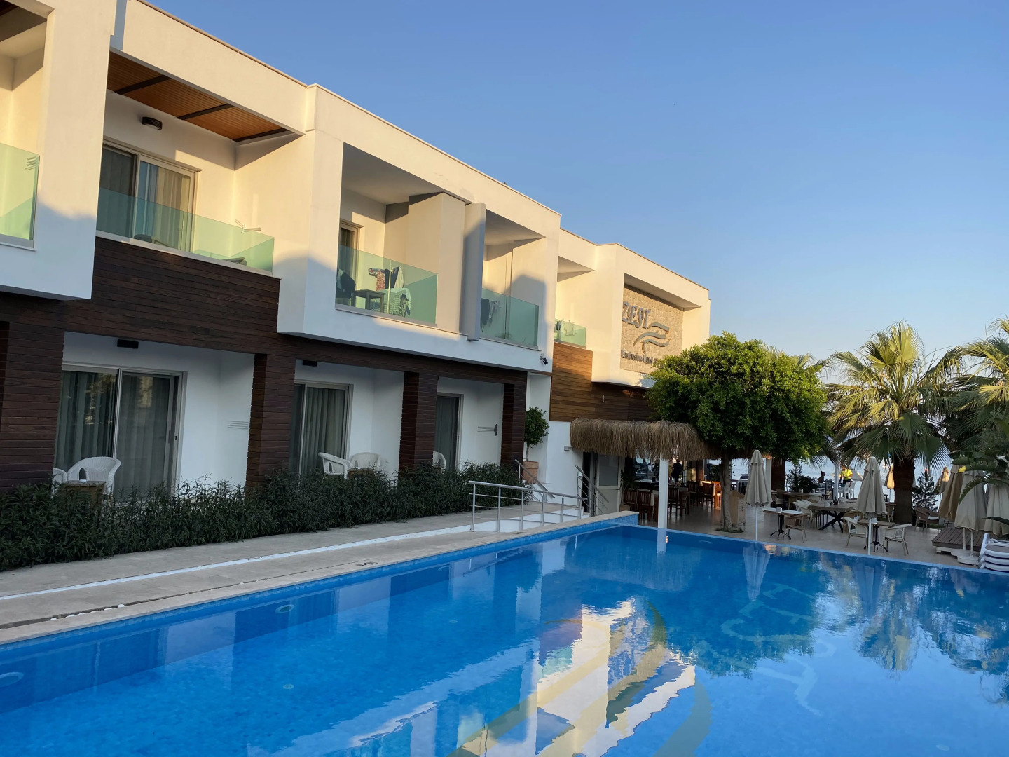 Курортный отель Zest Exclusive Hotel and Spa