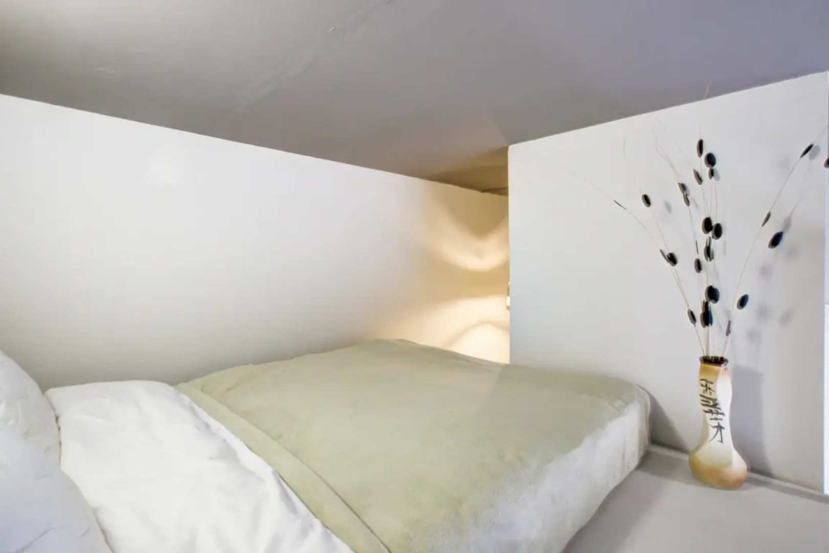 Квартира Домиго Двухуровневая Студия в Эко-Стиле