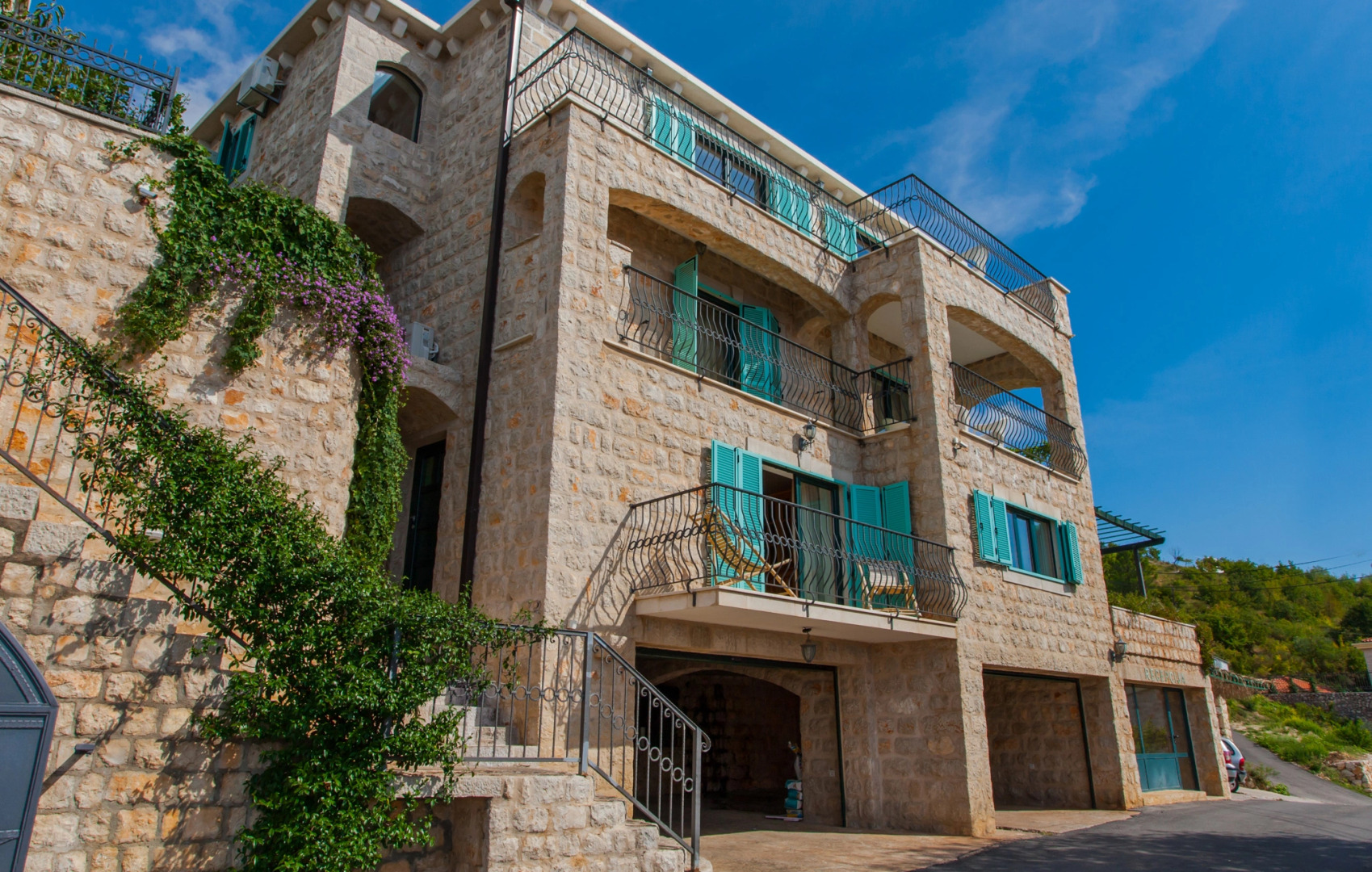 Olive Resort	